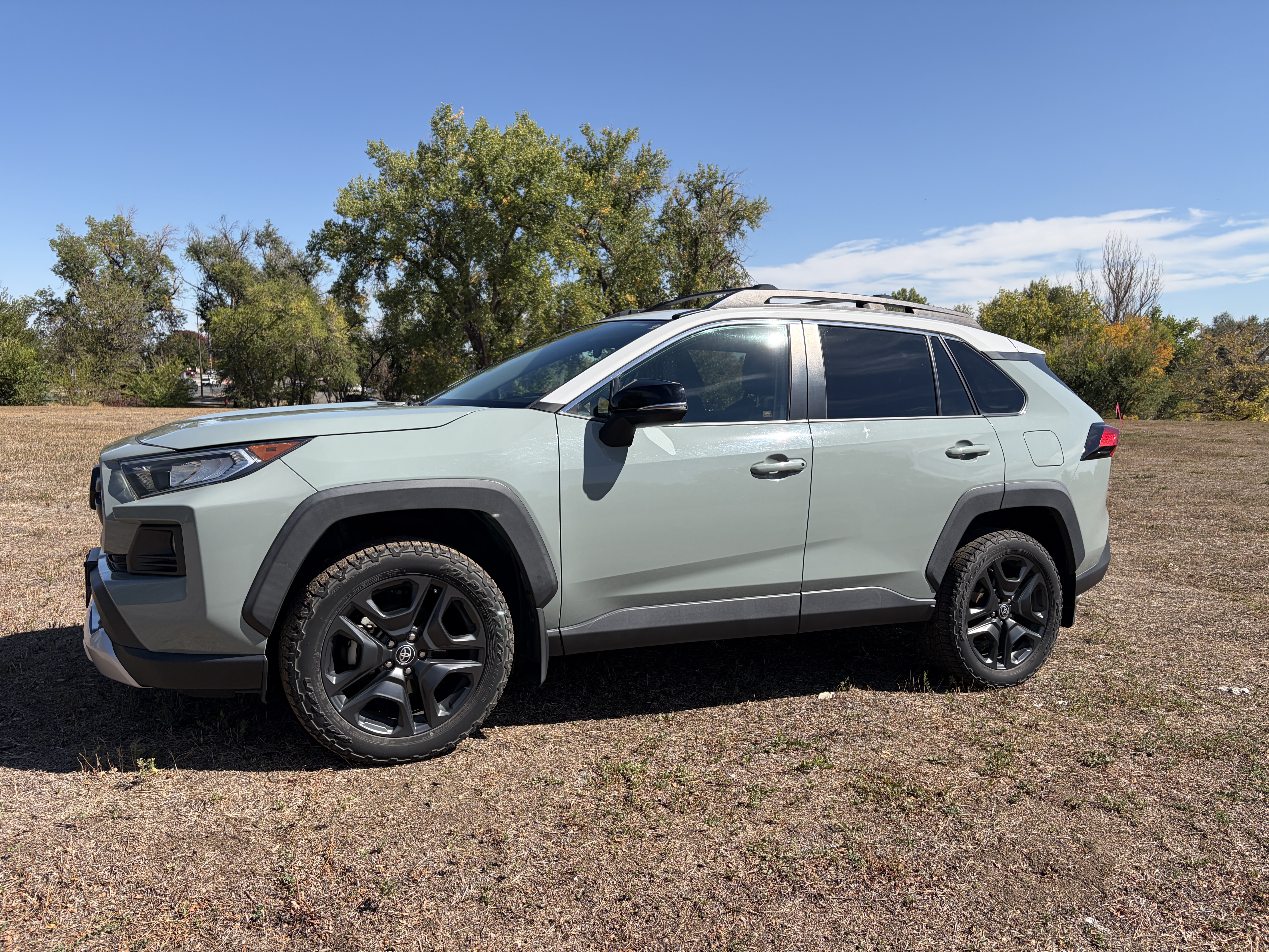Used 2019 Toyota RAV4 Adventure w/ Carpet Mat Package AWD/4WD image 5