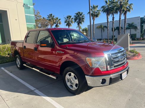 Used 2010 Ford F150 XLT image 4