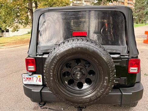 Used 2016 Jeep Wrangler Sport AWD/4WD image 6