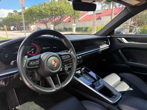 Used 2020 Porsche 911 Carrera S image 13