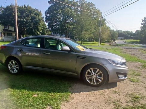 Used 2013 Kia Optima LX image 4