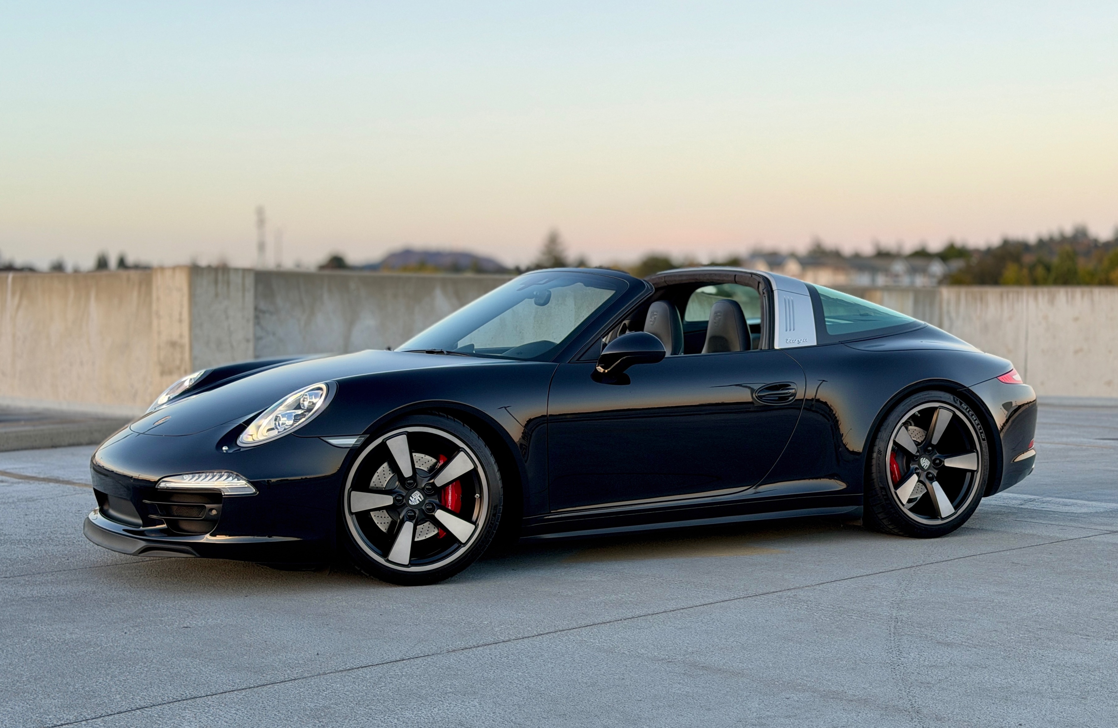 Used 2016 Porsche 911 Targa 4S AWD/4WD image 1