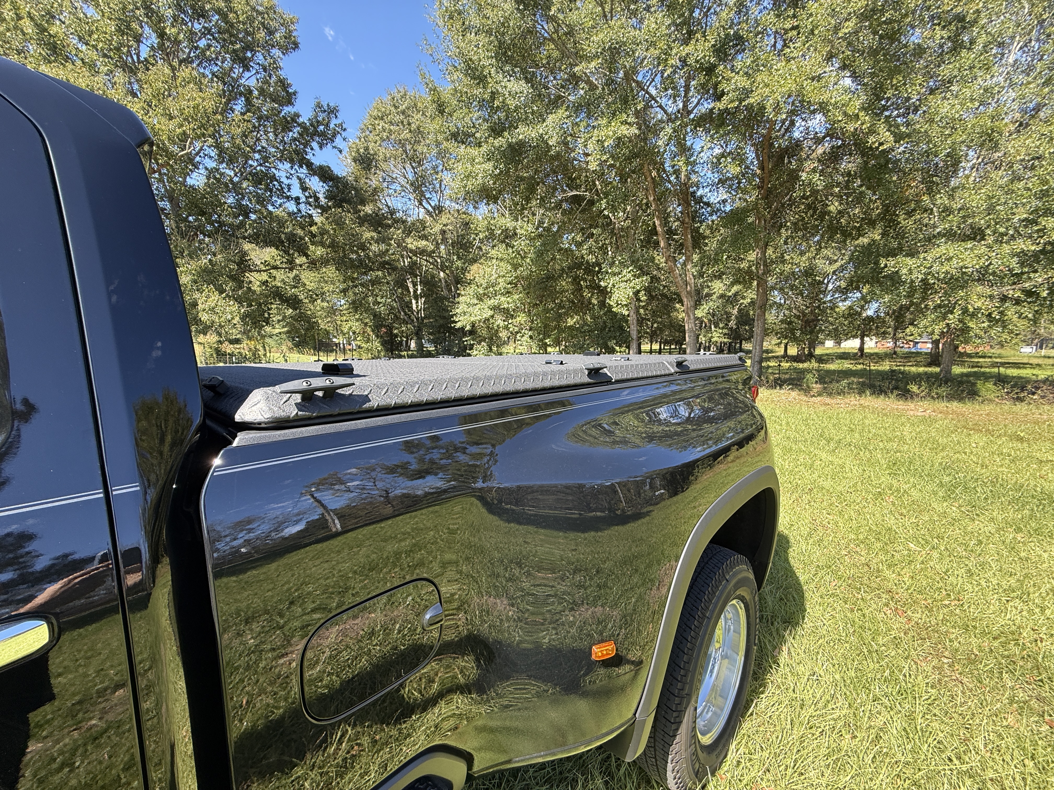 Used 2026 Chevrolet Silverado 3500 High Country w/ High Country Premium Package AWD/4WD image 14
