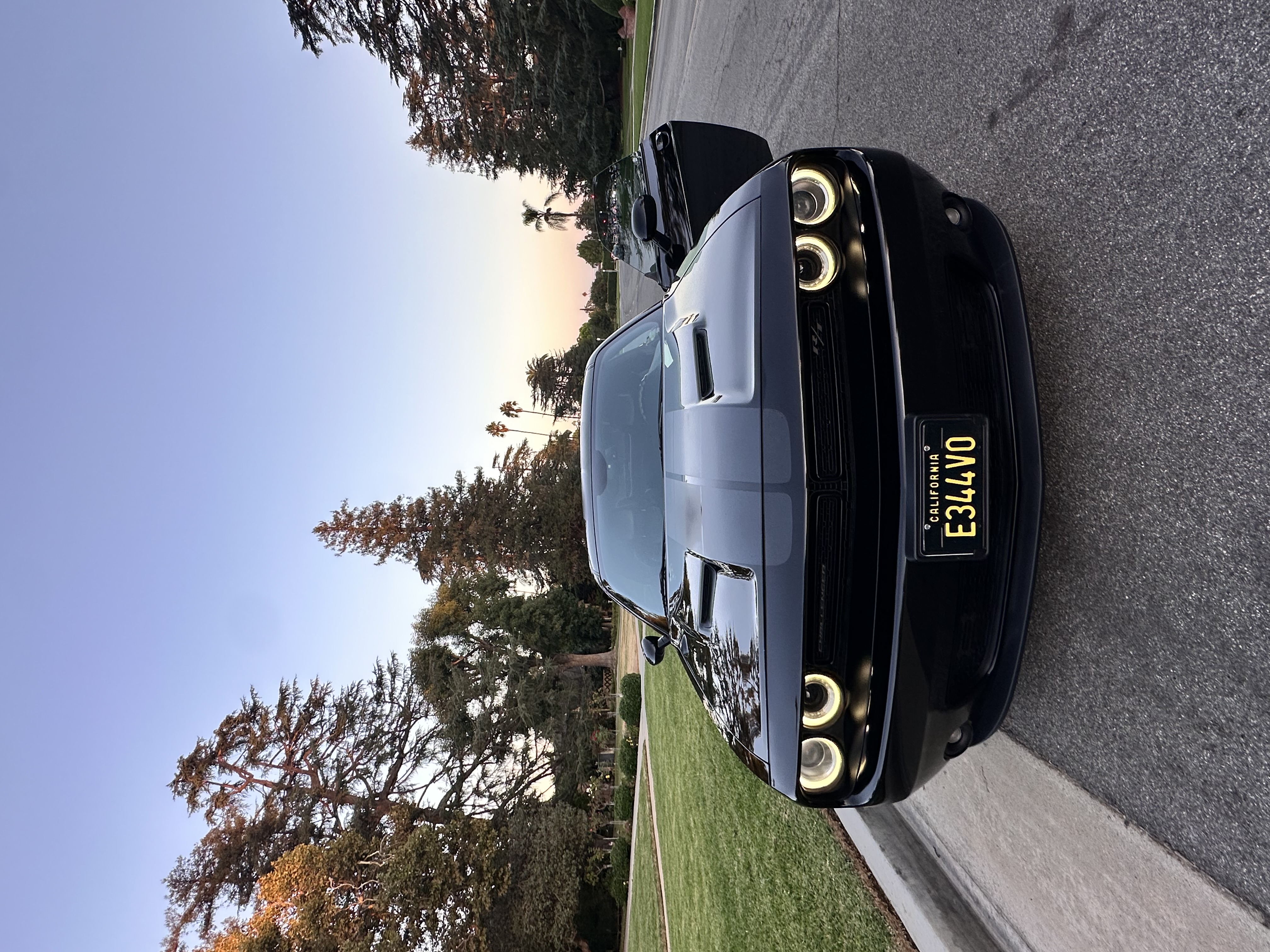 Used 2016 Dodge Challenger R/T Plus RWD image 2