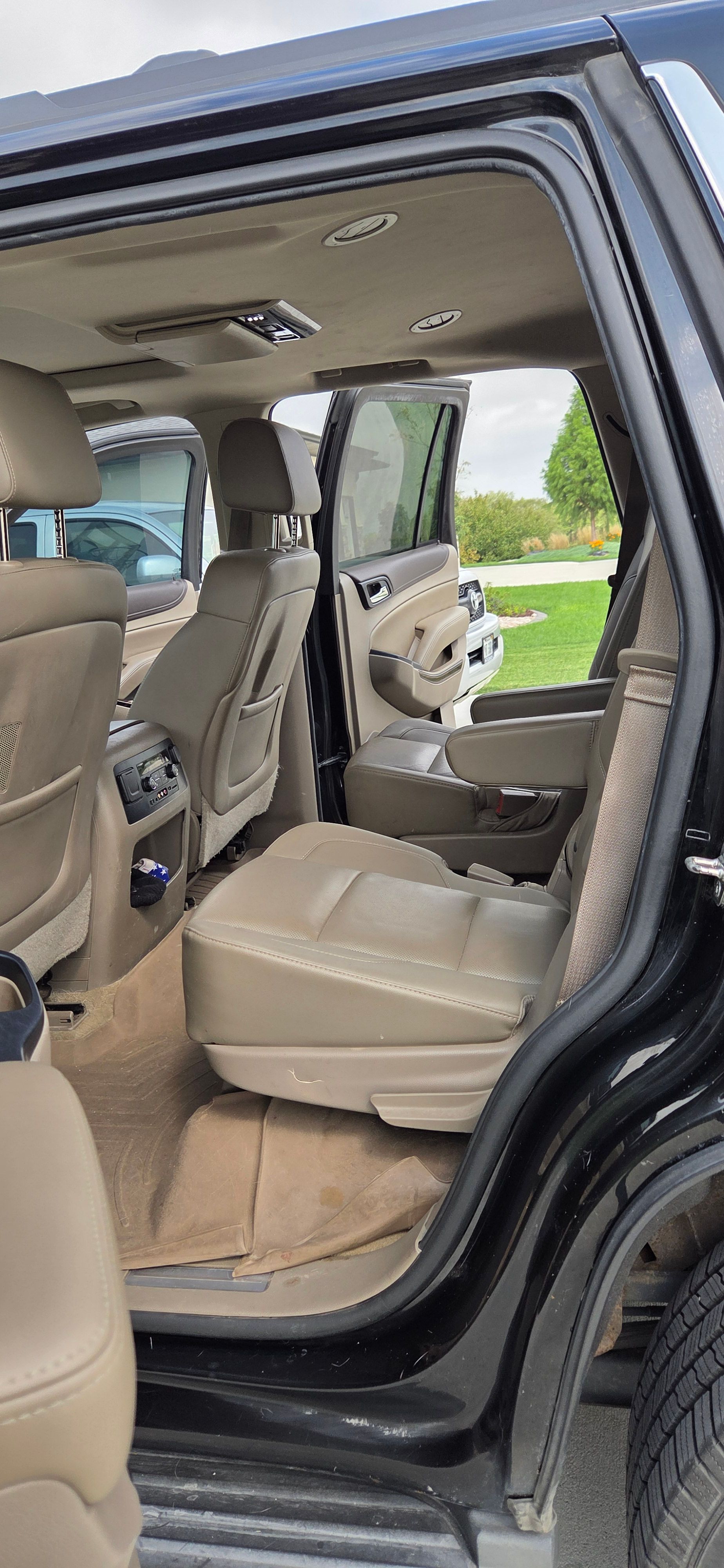 Used 2015 GMC Yukon SLT w/ Open Road Package AWD/4WD image 21