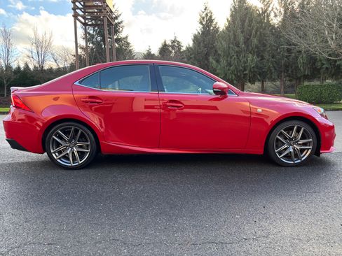 Used 2016 Lexus IS 350 image 24