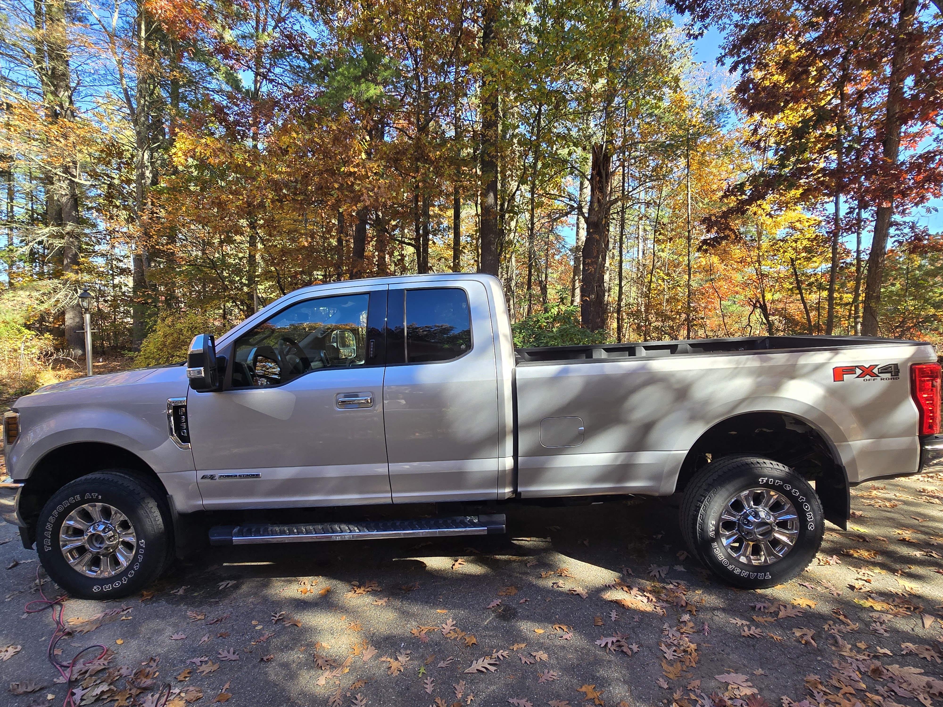 Used 2019 Ford F350 Lariat w/ Chrome Package AWD/4WD image 11