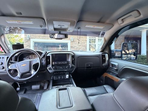 Used 2015 Chevrolet Silverado 2500 LTZ w/ Duramax Plus Package AWD/4WD image 12
