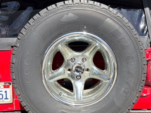 Used 1997 Jeep Wrangler SE image 15