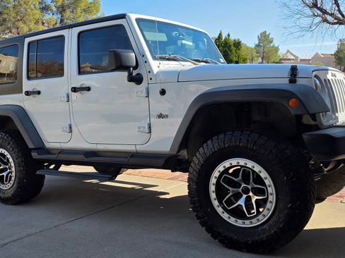 Used 2015 Jeep Wrangler Unlimited Sport w/ Quick Order Package 24S image 2