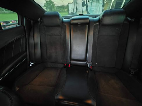 Used 2016 Dodge Charger R/T RWD image 8