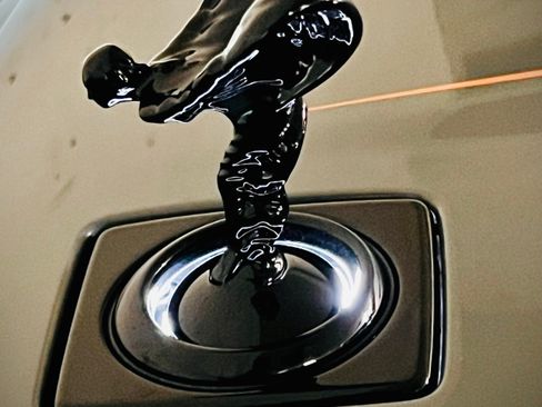 Used 2019 Rolls-Royce Cullinan image 19