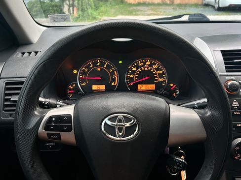 Used 2011 Toyota Corolla S FWD image 6