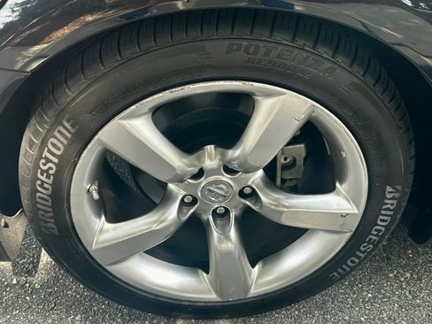 Used 2006 Nissan 350Z Touring image 12