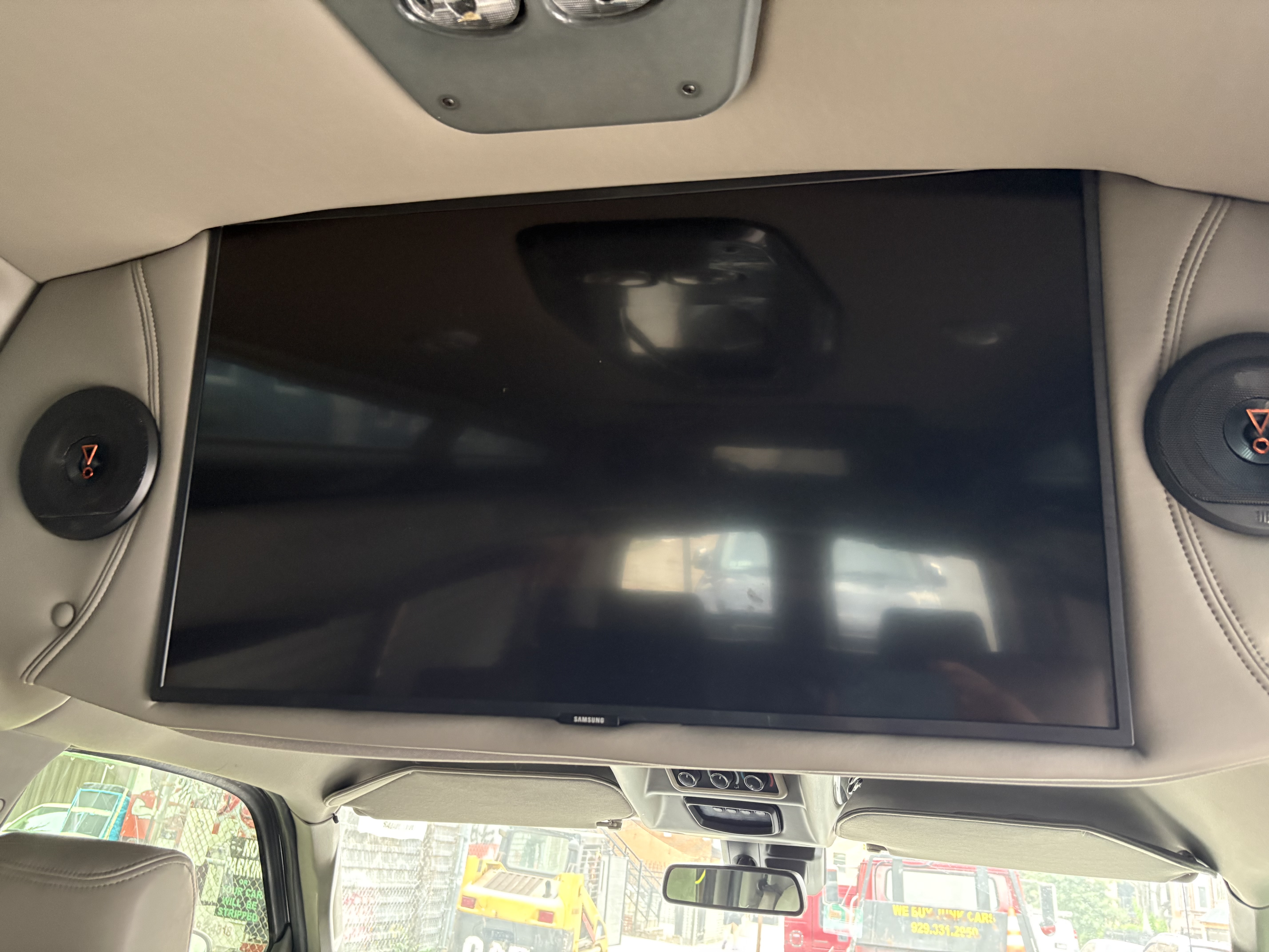 Used 2021 Chevrolet Express 2500 LS w/ Enhanced Convenience Package RWD image 8