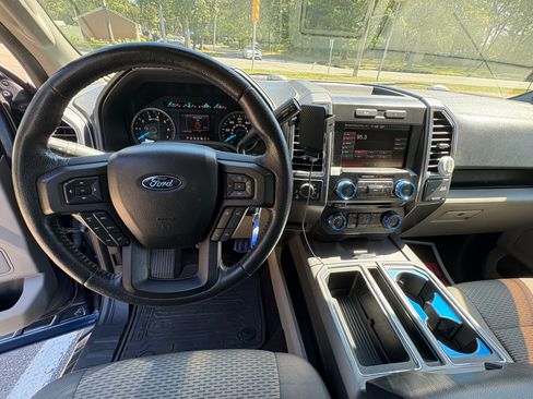 Used 2015 Ford F150 XLT w/ Equipment Group 302A Luxury image 11