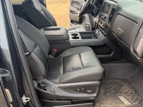 Used 2018 GMC Sierra 1500 SLT w/ All Terrain X Package image 6