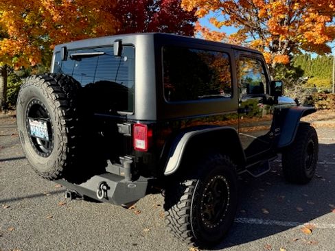 Used 2014 Jeep Wrangler Sport w/ Connectivity Group image 4