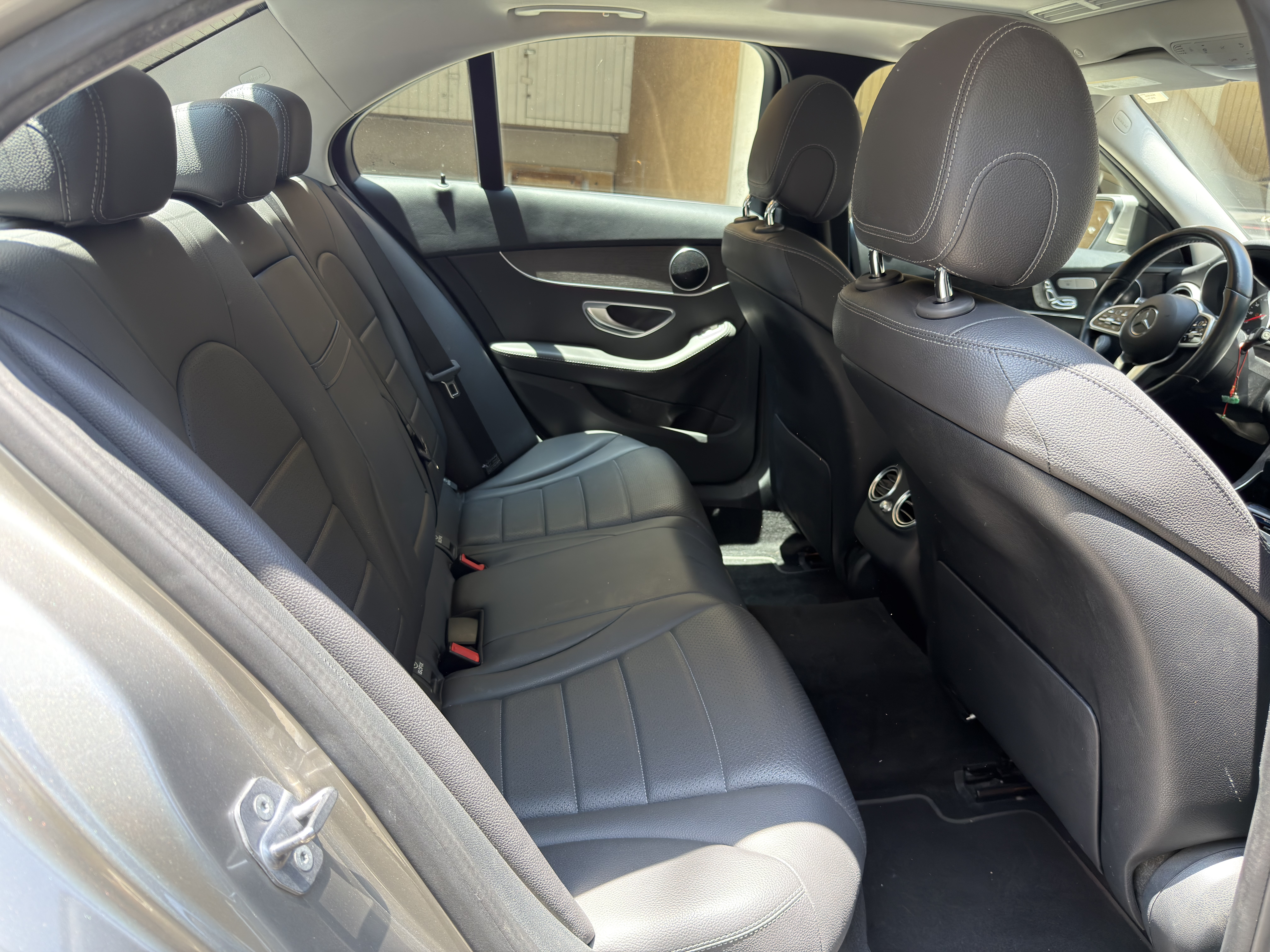 Used 2019 Mercedes-Benz C 300 Sedan image 12