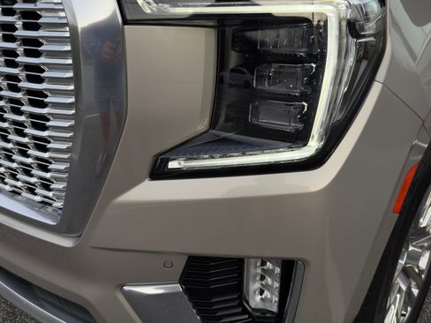 Used 2023 GMC Yukon Denali image 26