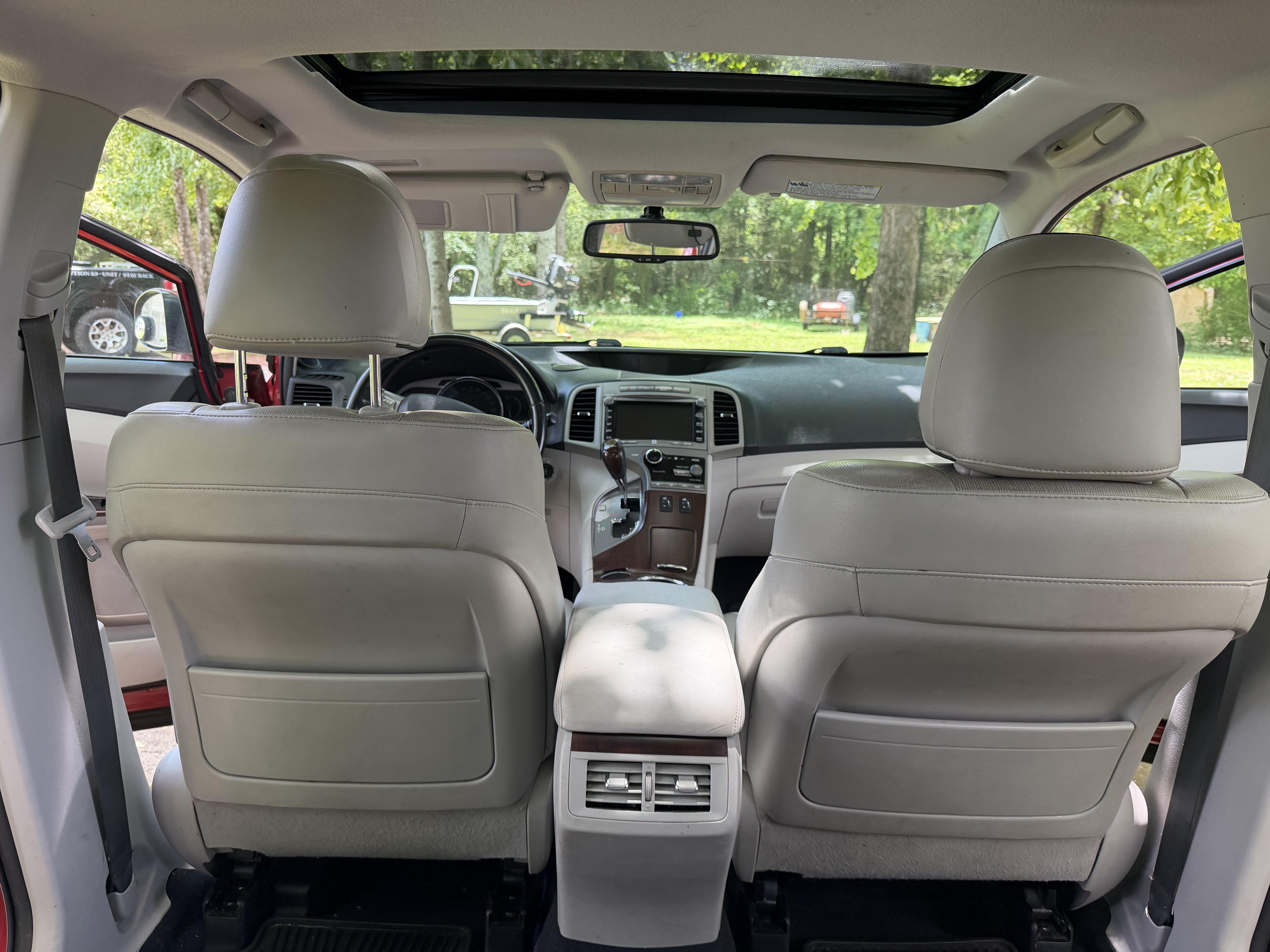 Used 2010 Toyota Venza FWD image 9