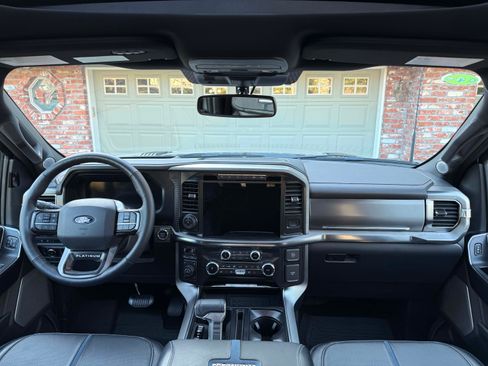 Used 2024 Ford F150 Platinum w/ Equipment Group 702A High image 5