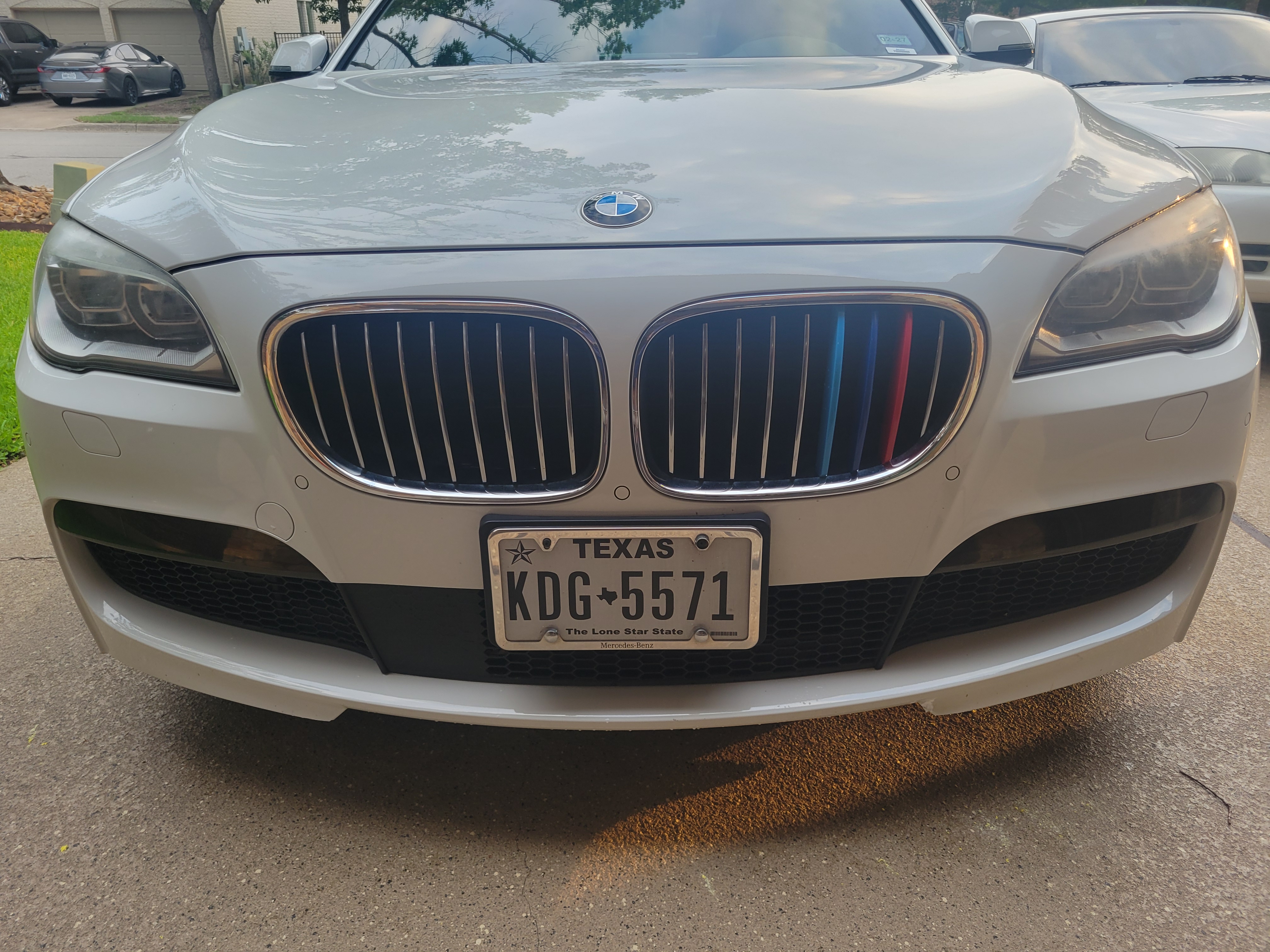 Used 2014 BMW 750i RWD image 11