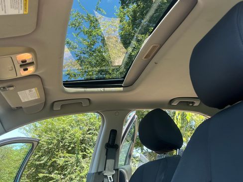 Used 2012 Ford Fusion SE image 12