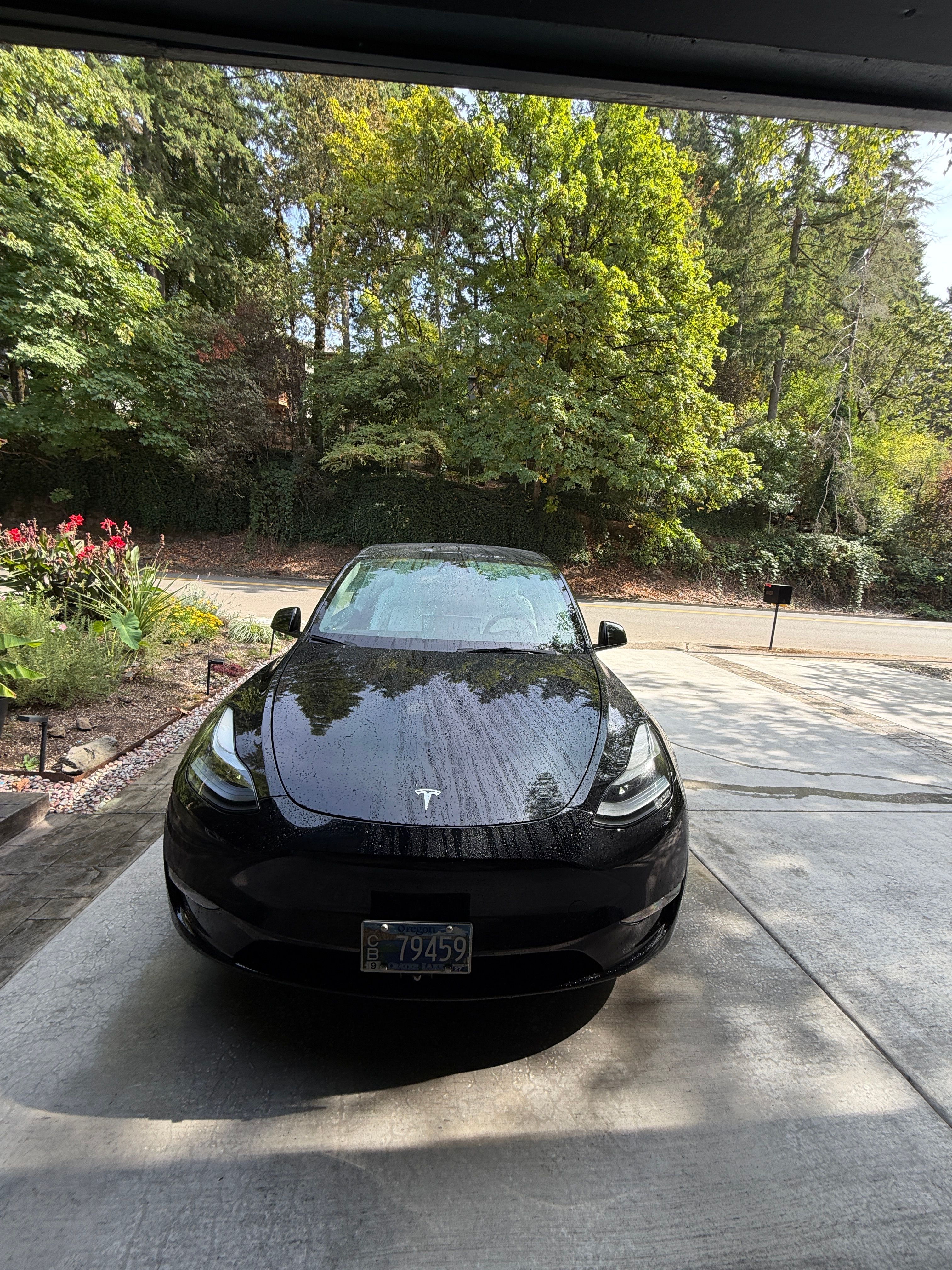 Used 2023 Tesla Model Y Long Range AWD/4WD image 4