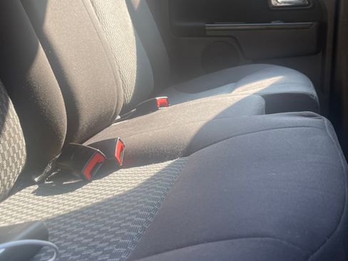 Used 2012 Chevrolet Colorado LT image 12