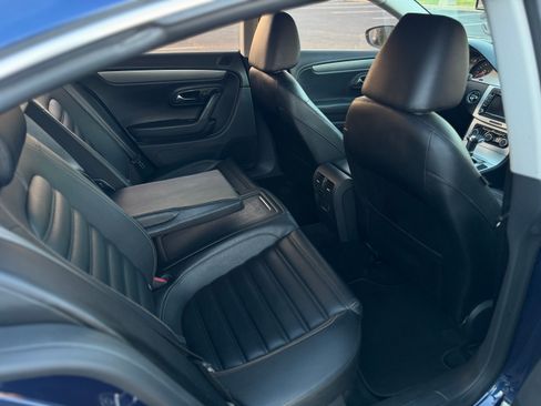 Used 2010 Volkswagen CC Sport image 16