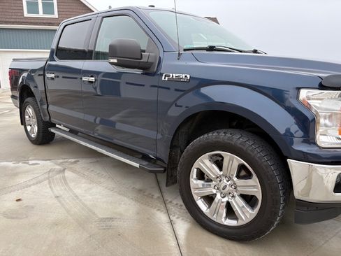 Used 2018 Ford F150 XLT w/ Equipment Group 302A Luxury image 5