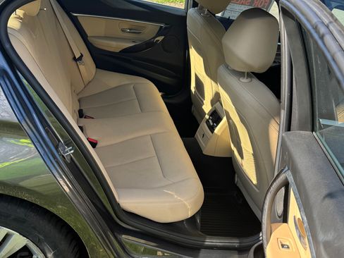 Used 2018 BMW 330i xDrive Sedan w/ Convenience Package AWD/4WD image 6
