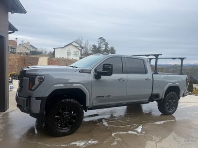 Used 2024 GMC Sierra 2500 AT4 w/ AT4 Premium Plus Package