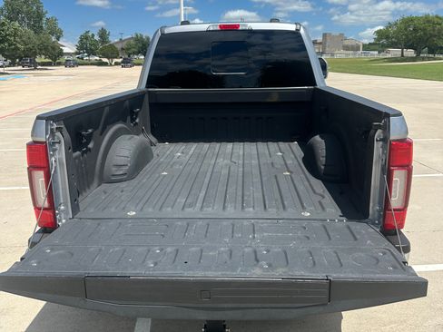 Used 2021 Ford F250 Lariat w/ Tremor Off-Road Package AWD/4WD image 9