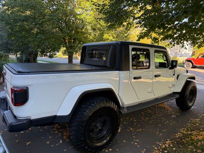 Used 2021 Jeep Gladiator Overland w/ LED Lighting Group
