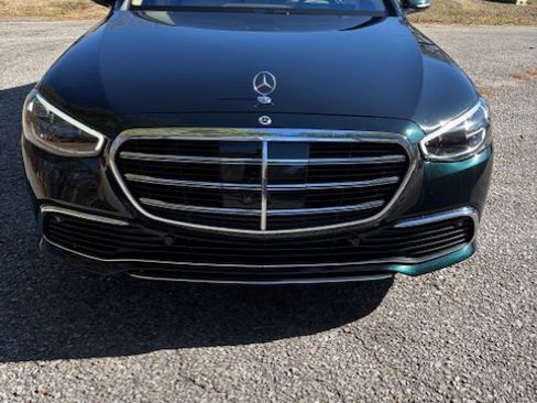 Used 2021 Mercedes-Benz S 580 4MATIC Sedan image 4