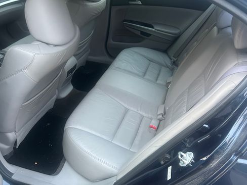 Used 2010 Honda Accord EX-L image 4