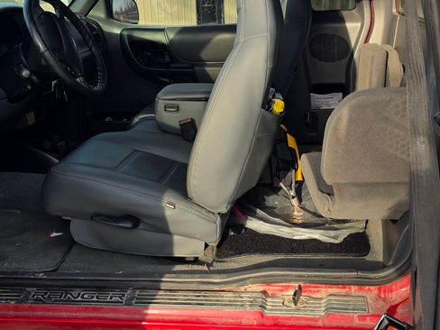 Used 2001 Ford Ranger 4x4 SuperCab image 4