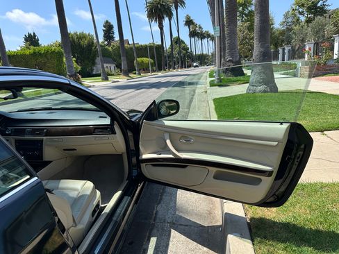 Used 2011 BMW 328i Convertible image 28