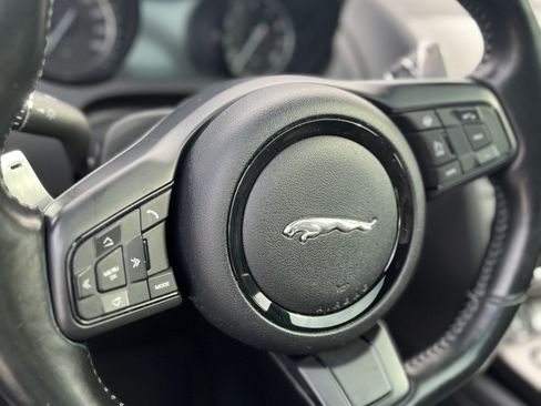 Used 2017 Jaguar F-TYPE Coupe image 16