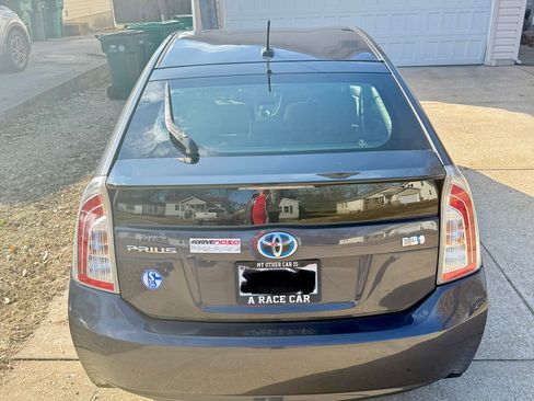 Used 2012 Toyota Prius Three image 19