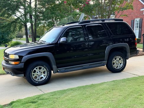 Used 2003 Chevrolet Tahoe Z71 AWD/4WD image 4