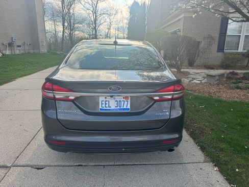 Used 2018 Ford Fusion SE image 5
