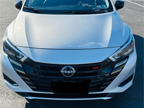 Used 2024 Nissan Versa SR w/ Trunk Package image 28