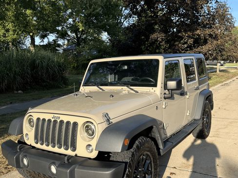 Used 2018 Jeep Wrangler Unlimited Sport S image 1