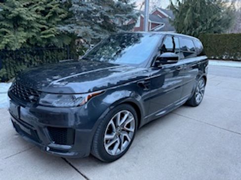 Used 2018 Land Rover Range Rover Sport HSE Dynamic image 4