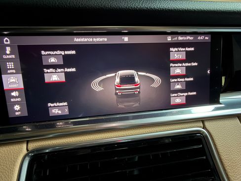 Used 2018 Porsche Panamera 4S image 28