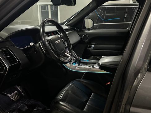 Used 2018 Land Rover Range Rover Sport HSE Dynamic image 6