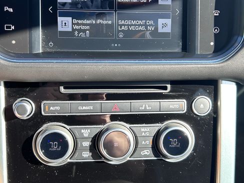 Used 2016 Land Rover Range Rover Supercharged image 19